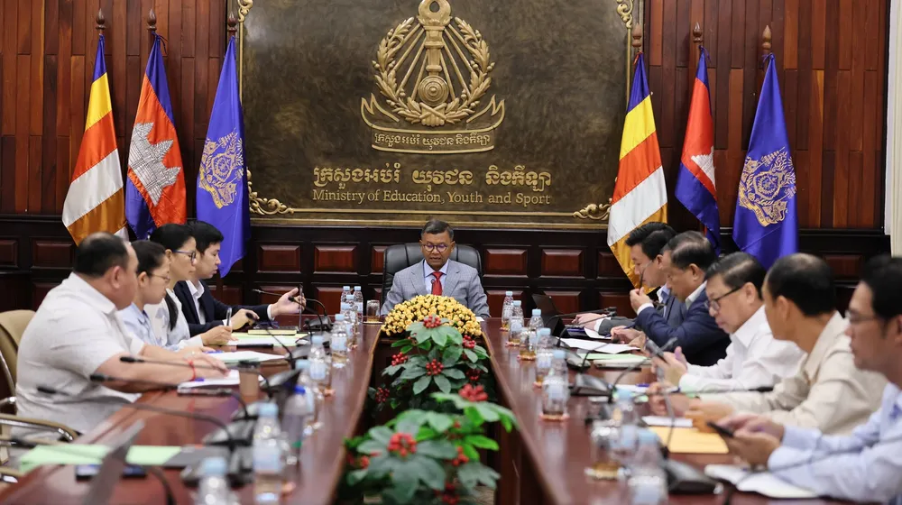 ក្រសួងអប់រំកំពុងរៀបចំយន្តការបញ្ជាក់សញ្ញាបត្រពីបរទេស ដើម្បីបង្កើនទំនុកចិត្ត​មកលើប្រព័ន្ធអប់រំនៅកម្ពុជា