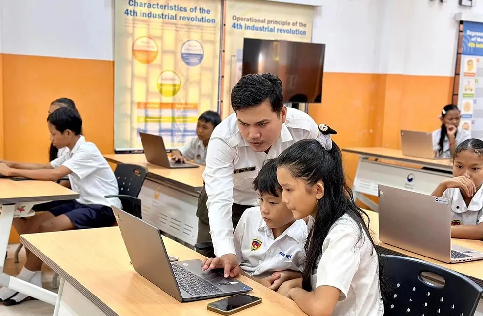 ហេតុអ្វីកម្ពុជានៅលេខ៨១ ក្នុងរង្វាយតម្លៃ PISA ឆ្នាំ២០២២ ទោះជាមានកំណែទម្រង់វិស័យអប់រំឆ្នាំ២០១៤?