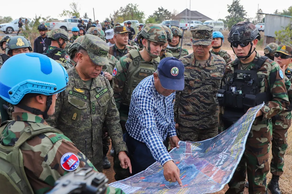 លោក ឆាំង យុ ស្ន...