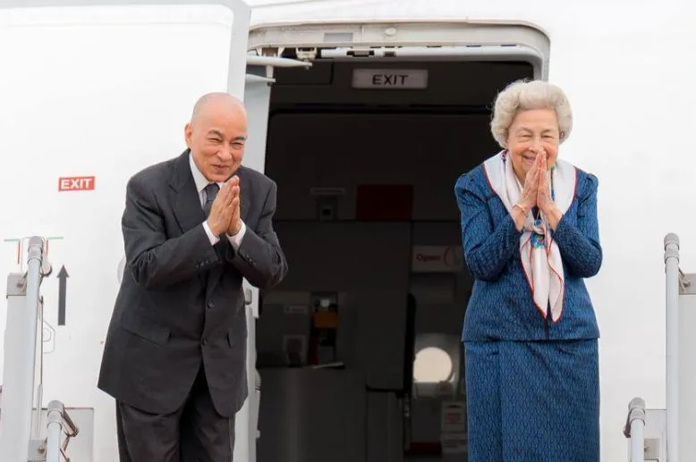 ព្រះមហាក្សត្រ ន...