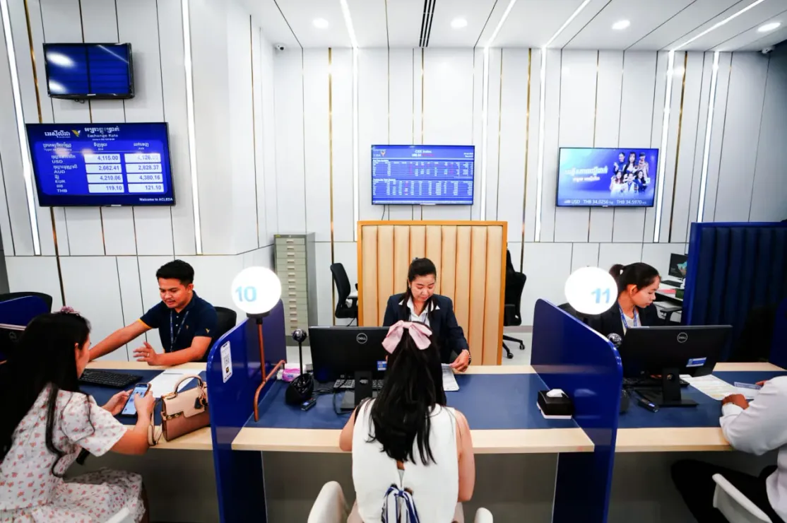 ធនាគារធំៗនៅកម្ពុជាឈរជើងយ៉ាងរឹងមាំ ខណៈទ្រព្យសកម្មក្