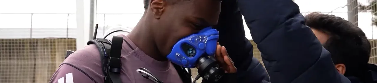 Thumbnail for មុខងារពិសេសៗរបស់ម៉ាសទំនើប ដែលកីឡាករ Real Madrid ពាក់អំឡុងពេលហ្វឹកហាត់