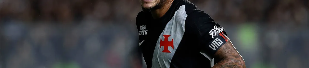 Thumbnail for Coutinho ប្រកាសចាកចេញពី Vasco da Gama ក្រោយរងសម្ពាធពីអ្នកគាំទ្រ