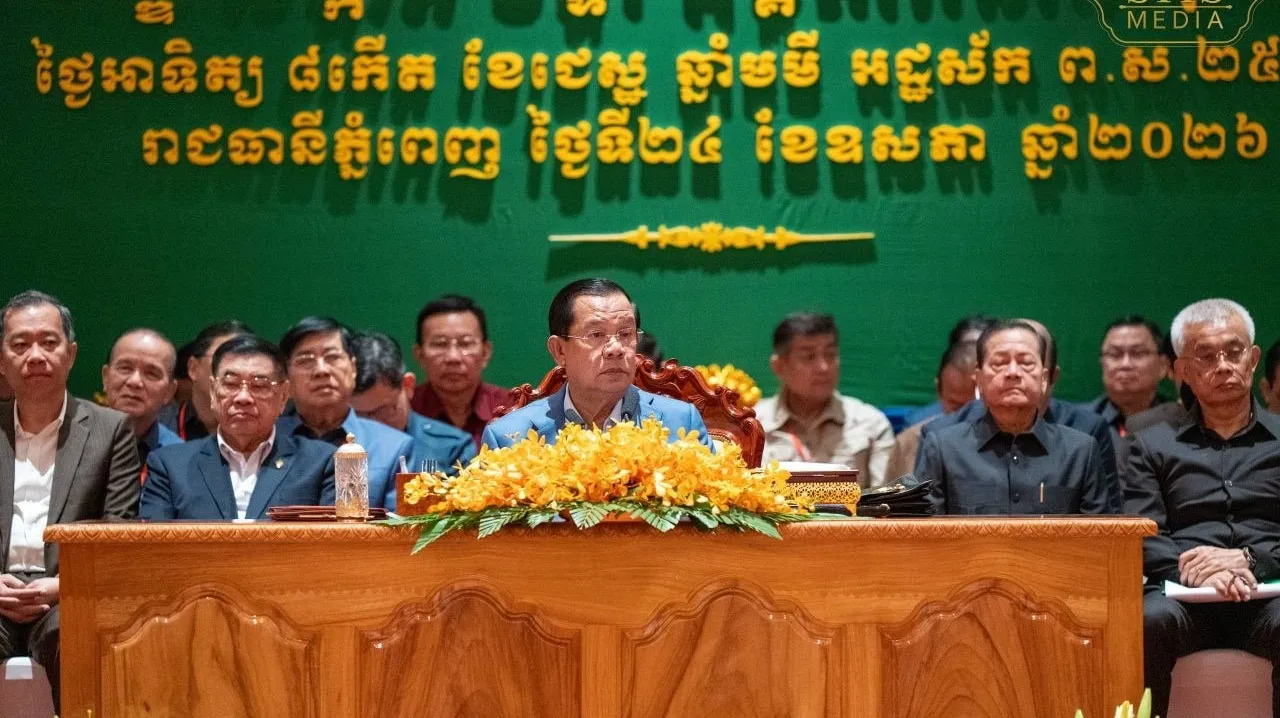 សម្ដេចតេជោ៖ ការ...