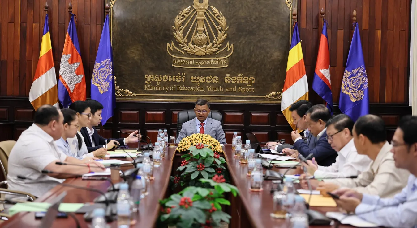 ក្រសួងអប់រំកំពុងរៀបចំយន្តការបញ្ជាក់សញ្ញាបត្រពីបរទេស ដើម្បីបង្កើនទំនុកចិត្ត​មកលើប្រព័ន្ធអប់រំនៅកម្ពុជា