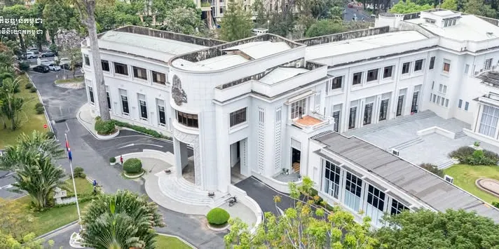 រយៈពេល ៣១ ថ្ងៃ កម្ពុជាទាក់ទាញបានគម្រោងវិនិយោគចំនួន៤៣ ទំហំទុនវិនិយោគសរុបប្រមាណ ៧៥២លានដុល្លារអាម៉េរិក - AMS Article Thumbnail