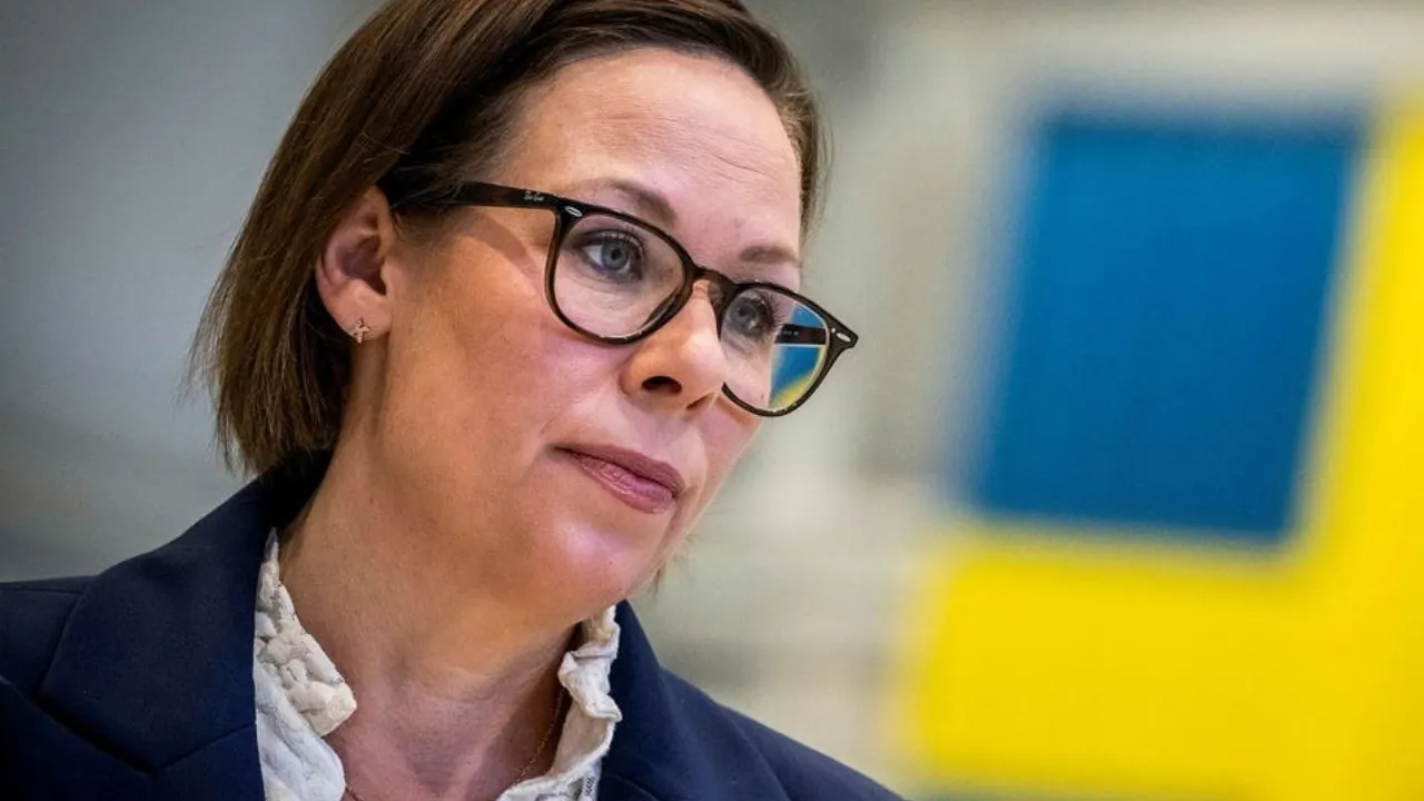 ស៊ុយអែត ឱ្