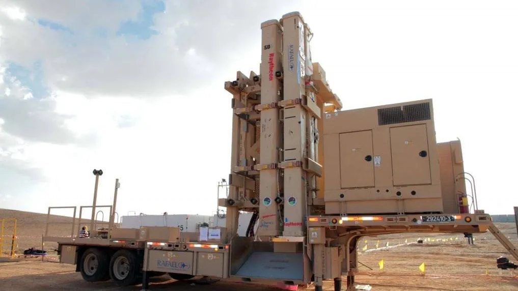 អ៊ីស្រាអែល ជំរុញការផលិតប្រព័ន្ធមីស៊ីលការពារដែនអាកាស Arrow ខណៈសង្គ្រាមមិនទាន់បញ្ចប់ - AMS Article Thumbnail