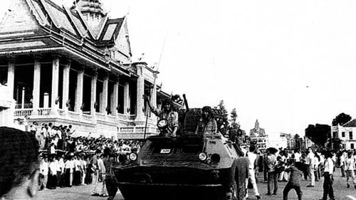 មិនមែនរស់ក្នុងអតីតកាល តែអតីតកាលជាមេរៀនសម្រាប់ការចងចាំ