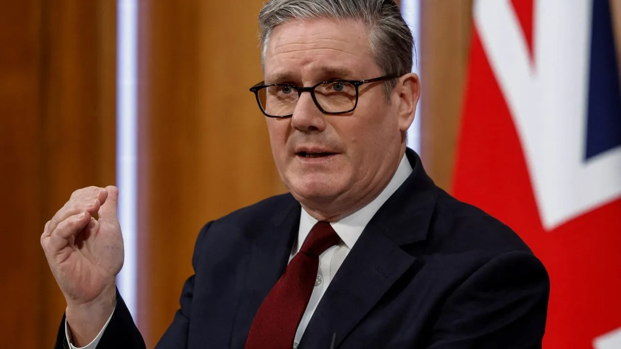 លោក Starmer ៖ អ៊ីរ៉ង់ មិនបានតម្រង់មីស៊ីលចម្ងាយឆ្ងាយសំដៅលើ អង់គ្លេស ទេ