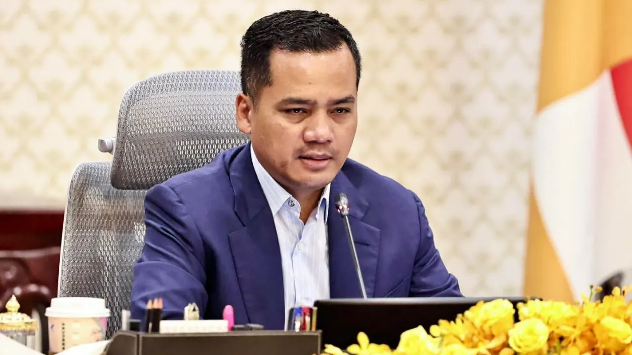 ក្រសួងមហាផ្ទៃអនុញ្ញាតឲ្យមន្ត្រីធ្វើការពីផ្ទះ ដើម្បីសន្សំប្រេង និងអគ្គិសនី