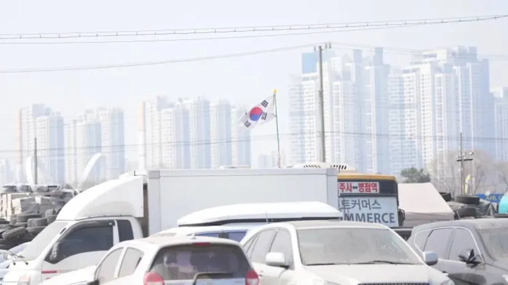 កូរ៉េខាងត្បូងនឹងបញ្ចេញថវិកាសម័យសង្គ្រាម ១៧ពាន់លានដុល្លារ