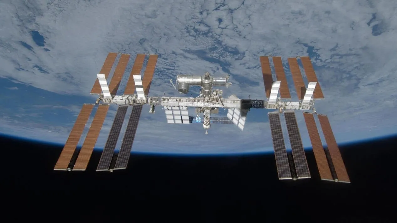 រុស្ស៊ី-អាមេរិក ចង់ពង្រីកសេវាកម្មស្ថានីយ៍អវកាសអន្តរជាតិលើសពីឆ្នាំ ២០២៨