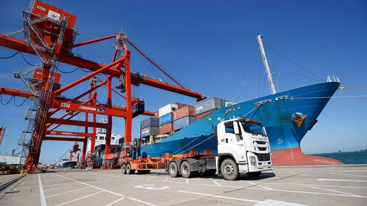 កម្ពុជាកំពុងដោះខ្លួនចេញពីឥទ្ធិពលសេដ្ឋកិច្ចថៃ ហើយងាកទៅរកប្រទេស RCEP និងអាស៊ាន