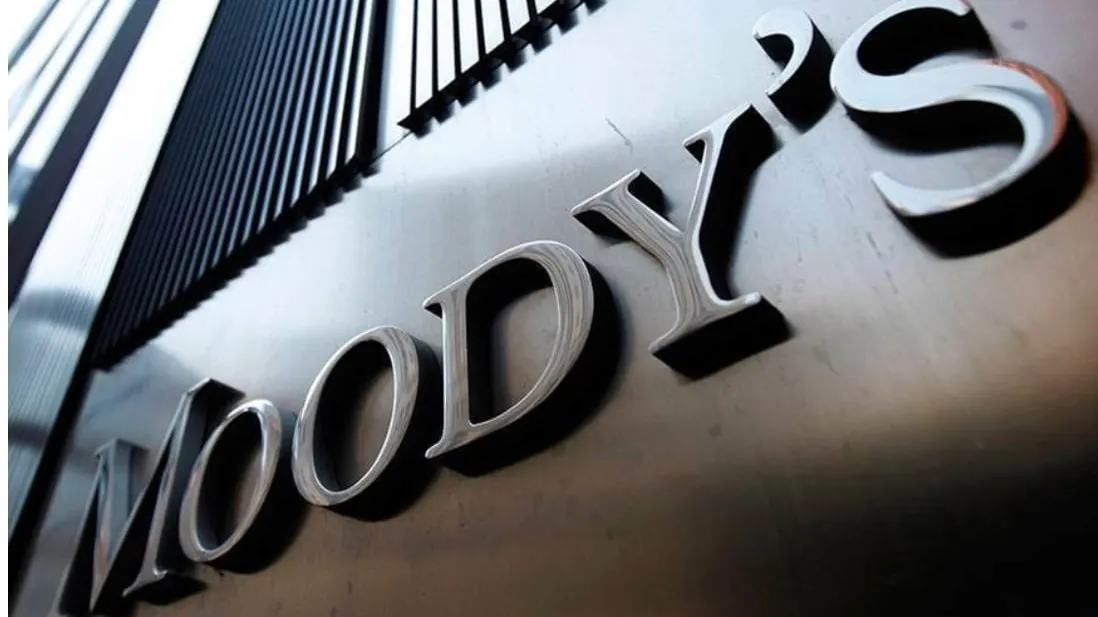 Moody's ផ្លាស់ប្ដូរការគិតចំពោះឥណទានជាតិកម្ពុជាពីអវិជ្ជមានទៅ​ស្ថិរភាព ក្រោយអាមេរិកលើកលែងពន្ធ