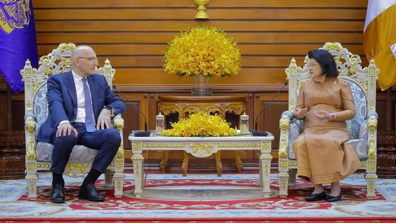 កម្ពុជា-អាស៊ែបៃហ្សង់ មានទស្សនៈ និងឆន្ទៈដូចគ្នា នៅក្នុងការលើកកម្ពស់សន្តិសុខ ផ្តោតលើផលប្រយោជន៍របស់ប្រជាជន