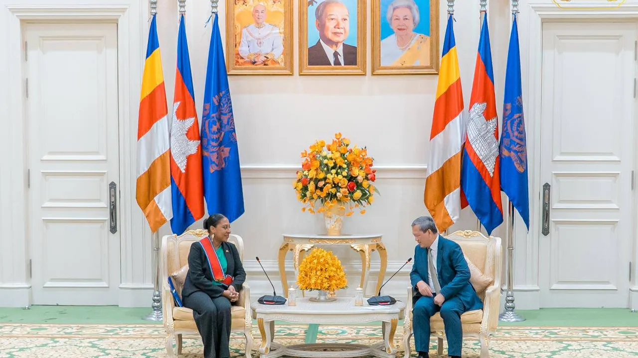 កម្ពុជា និងសហរដ្ឋអាមេរិក ប្ដេជ្ញាបន្តពង្រឹងកិច្ចសហប្រតិបត្តិការទ្វេភាគី ឱ្យកាន់តែស៊ីជម្រៅ