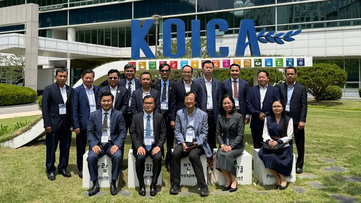 ទីភ្នាក់ងារ KOICA គាំទ្រការកែទម្រង់អភិបាលកិច្ចរបស់កម្ពុជា តាមរយៈការបណ្តុះបណ្តាលមន្ត្រីជាន់ខ្ពស់ចំនួន ១៥ រូប នៅសាធារណរដ្ឋកូរ៉េ