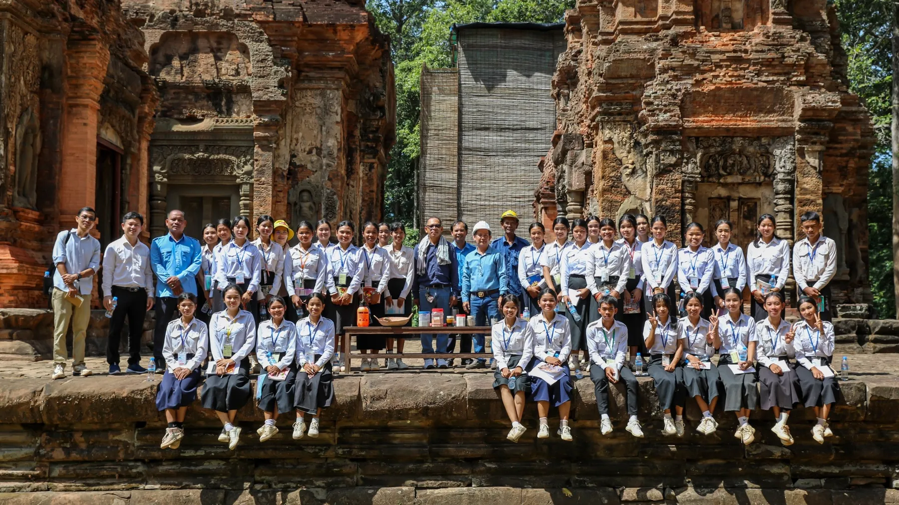 អាជ្ញាធរជាតិអប្សរាចែករំលែកអាថ៌កំបាំងនៃការជួសជុលប្រាសាទបុរាណដល់សិក្ខាកាម៥០នាក់