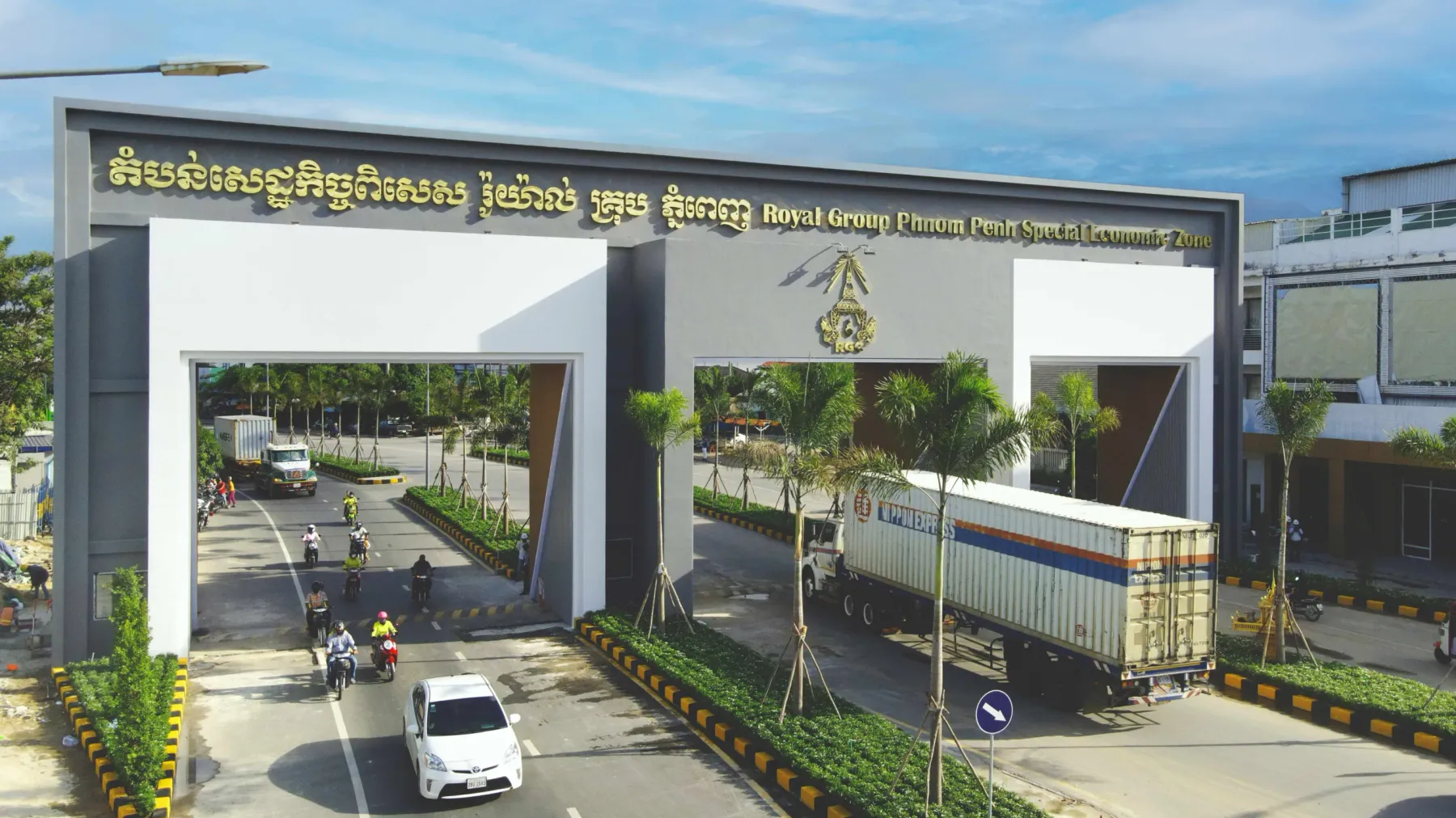 រយៈពេល​ ២ ខែ ការនាំចេញ​ទំនិញពីតំបន់សេដ្ឋកិច្ចពិសេសមួយនៅភ្នំពេញ សម្រេចបានទឹកប្រាក់​ជាង ​៣២០ លានដុល្លារ