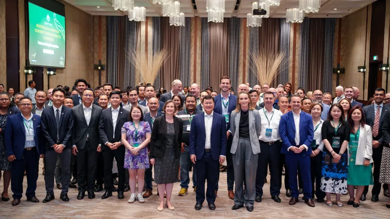 កម្ពុជា-អូស្ត្រាលី ជំរុញការវិនិយោគក្នុងវិស័យកសិ-ពាណិជ្ជកម្មរវាងប្រទេសទាំងពីរ