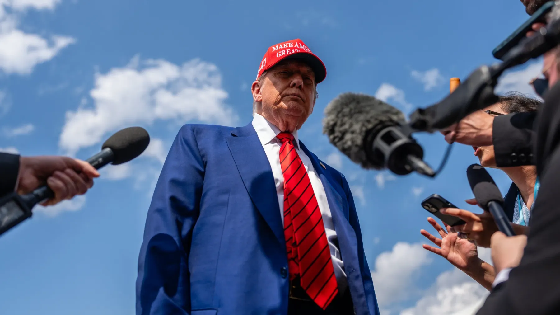 លោក ត្រាំ ទទួលស្គាល់ថា តម្លៃប្រេងសាំងនៅអាម៉េរិក អាចនឹងបន្តឡើងថ្លៃខ្ពស់កប់ពពកដល់ចុងឆ្នាំ