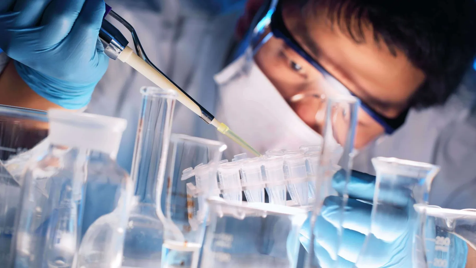 កំពូលអ្នកវិទ្យាសាស្ត្រចិន ៥រូប ត្រឡប់ទៅស្រុកកំណើត បន្ទាប់ពីធ្វើការនៅអាមេរិកច្រើនទសវត្សរ៍