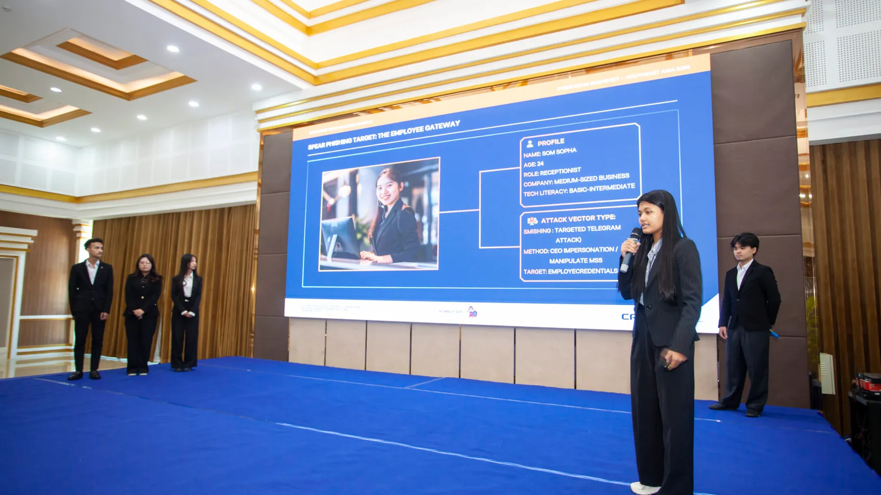 កម្មវិធីទូរស័ព្ទដៃ "KOMNOT" បង្កើតឡើងដោយ​យុវជនខ្មែរ ជួយ​ផ្ទៀងផ្ទាត់ការពារការឆបោកតាមប្រព័ន្ធអនឡាញ