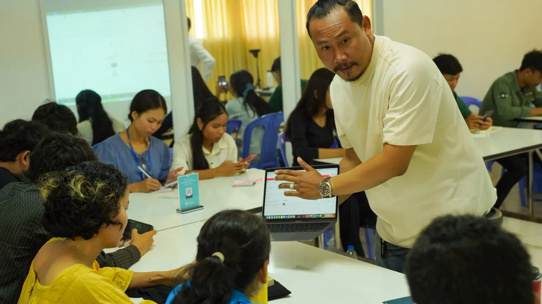 លោក ជី សុផាត ធ្វើ​យុទ្ធនាការបណ្តុះបណ្តាលបញ្ញាសិប្បនិម្មិត AI ឱ្យស្គាល់ភាសាខ្មែរ