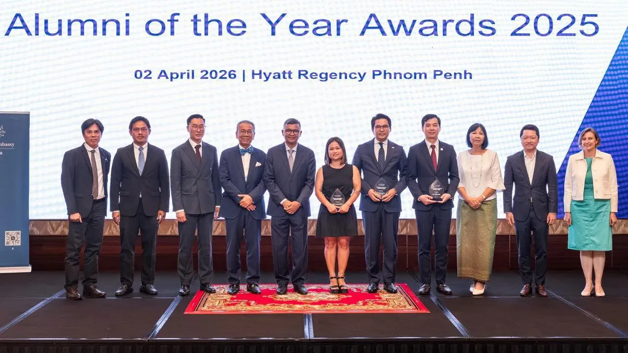 ៣០ឆ្នាំនេះ និស្សិតកម្ពុជា ១ម៉ឺននាក់ទទួលបានអាហារូបករណ៍ទៅសិក្សានៅអូស្ត្រាលី