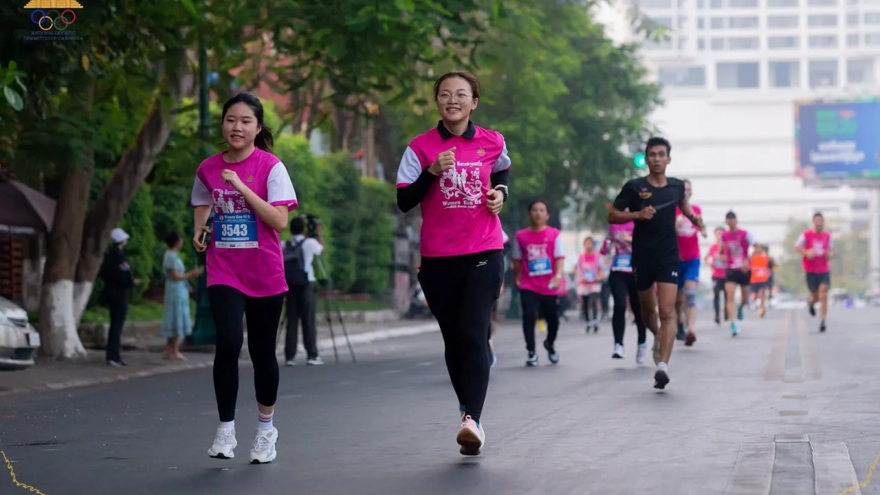 យុវជន ចូលរួមលេងកីឡាផ្សារភ្ជាប់ការអាន ដើម្បីកសាងសង្គមឱ្យមានសក្ដានុពល