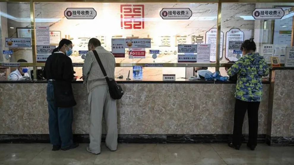 មន្ទីពេទ្យក្នុងប្រទេសចិន “យកមនុស្សជា” ក្លែងធ្វើជា “អ្នកជំងឺវិកលចរិត” ដើម្បីបោកយកប្រាក់ធានារ៉ាប់រ៉ង