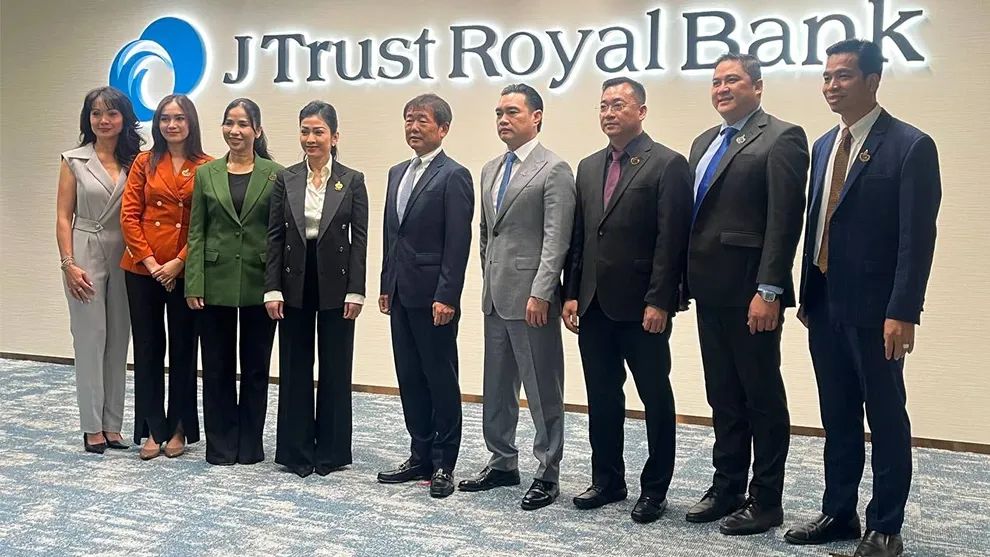 នាយកប្រតិបត្តិធនាគារ J Trust Royal លើកឡើងពីហេតុផលដែលបន្តបរិច្ចាគ បន្តគាំទ្រ ដល់សមាគមសិល្បករខ្មែរ
