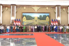 ស្ត្រីនៃស្ - Thumbnail