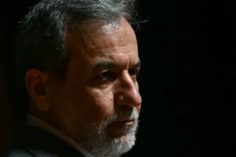 អ៊ីរ៉ង់ តែងរាយការណ៍ប្រាប់ ចិន និង រុស្ស៊ី រាល់ពេលចរចាជាមួយ អាមេរិក - AMS Article Thumbnail