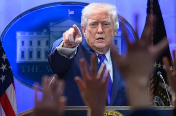 លោក Trump ប្រកាសពន្ធសកលថ្មី ១០ ភាគរយ - AMS Article Thumbnail