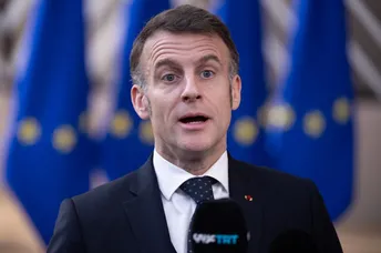 បារាំង ជំរុញ អ៊ីស្រាអែល ឱ្យលះបង់មហិច្ឆតាលេបយកទឹកដីលីបង់ - AMS Article Thumbnail