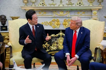 លោក Trump ប្រាប់ កូរ៉េខាងត្បូង ថា អាមេរិក-ចិន នឹងរួមចំណែករក្សាសន្តិភាព និងស្ថិរភាពនៅលើឧបទ្វីបកូរ៉េ - AMS Article Thumbnail
