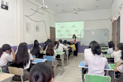 Sisters of Code បើកឱកាសឱ្យក្មេងស្រីសិក្សាជំនាញសរសេរកូដ និងឌីជីថល