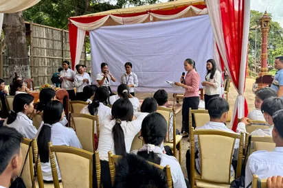 ក្រសួងកិច្ចការនារីចុះអប់រំហានិភ័យរៀបការវ័យក្មេង ខណៈខេត្តរតនគិរី មានអត្រាខ្ពស់ជាងគេ