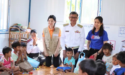 ក្រសួងអប់រំ និង World Vison ផ្ដល់ជំនួយគាំទ្រ ជំរុញការសិក្សារបស់កុមារ នៅជំរំសុវត្ថិភាពខេត្តឧត្តរមានជ័យ