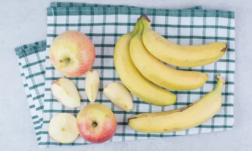 ផ្លែចេក និងផ្លែប៉ោម តើមួយណាល្អចំពោះសុខភាព?