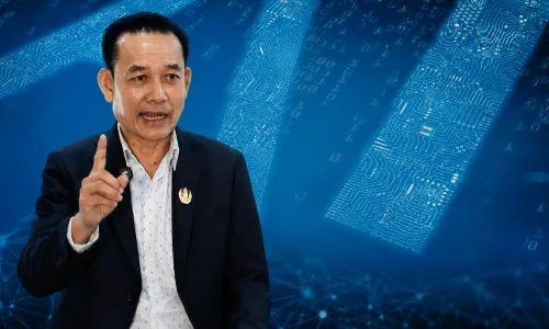 លោក ឈត ប៊ុនថង ៖ ក្នុងយុគសម័យឌីជីថល ការចេះប្រើប្រាស់ AI ជាសញ្ញានៃភាពឆ្លាតវៃ និងការដើរទាន់បច្ចេកវិទ្យា