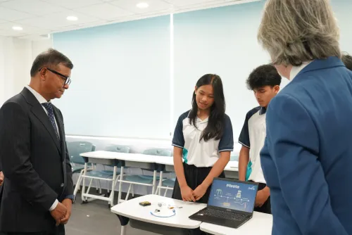 រដ្ឋមន្រ្តី ៖ ការអប់រំគួរតែបណ្តុះបណ្តាលសិស្សឱ្យក្លាយជាអ្នកសិក្សាដោយខ្លួនឯង