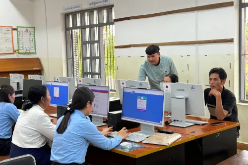 ក្រសួងអប់រំ ផ្តើម​អនុវត្តកម្មវិធីអប់រំការគិតបែបកុំព្យូទ័រ នៅតាមសាលារៀនគោលដៅ