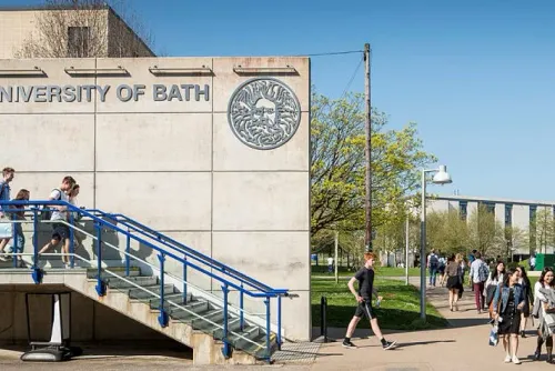 អាហារូបករណ៍ ទៅសិក្សានៅ University of Bath ប្រទេស​អង់គ្លេស