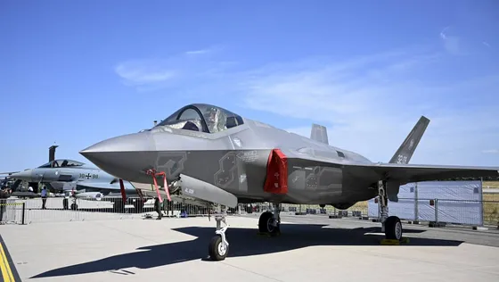 សិង្ហបុរី នឹងទទួលបានយន្តហោះចម្បាំង F-35B ចំនួន ៤គ្រឿងដំបូងចុងឆ្នាំនេះ - AMS Article Thumbnail