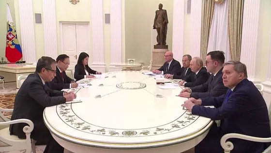 លោក ពូទីន ជួបរដ្ឋមន្ត្រីការបរទេសវៀតណាម នៅមូស្គូ - AMS Article Thumbnail