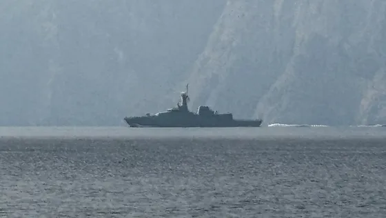 នាវាទ័ពជើងទឹកអាមេរិក ត្រៀមចេញការពារកប៉ាល់ដឹកទំនិញ កុំឲ្យ អ៊ីរ៉ង បាញ់ពន្លិច - AMS Article Thumbnail