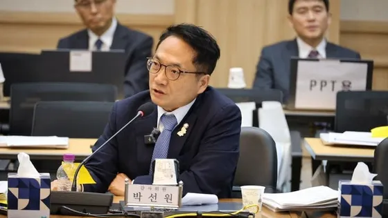 សមាជិកសភា កូរ៉េខាងត្បូង ថា កូរ៉េខាងជើង មិនបានលួចផ្តល់អាវុធឲ្យ អ៊ីរ៉ង់ ដូចការចោទទេ - AMS Article Thumbnail